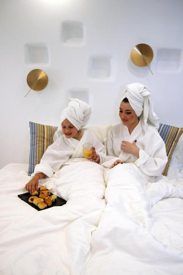 Narcissus Luxury Suites Naxos City Экстерьер фото