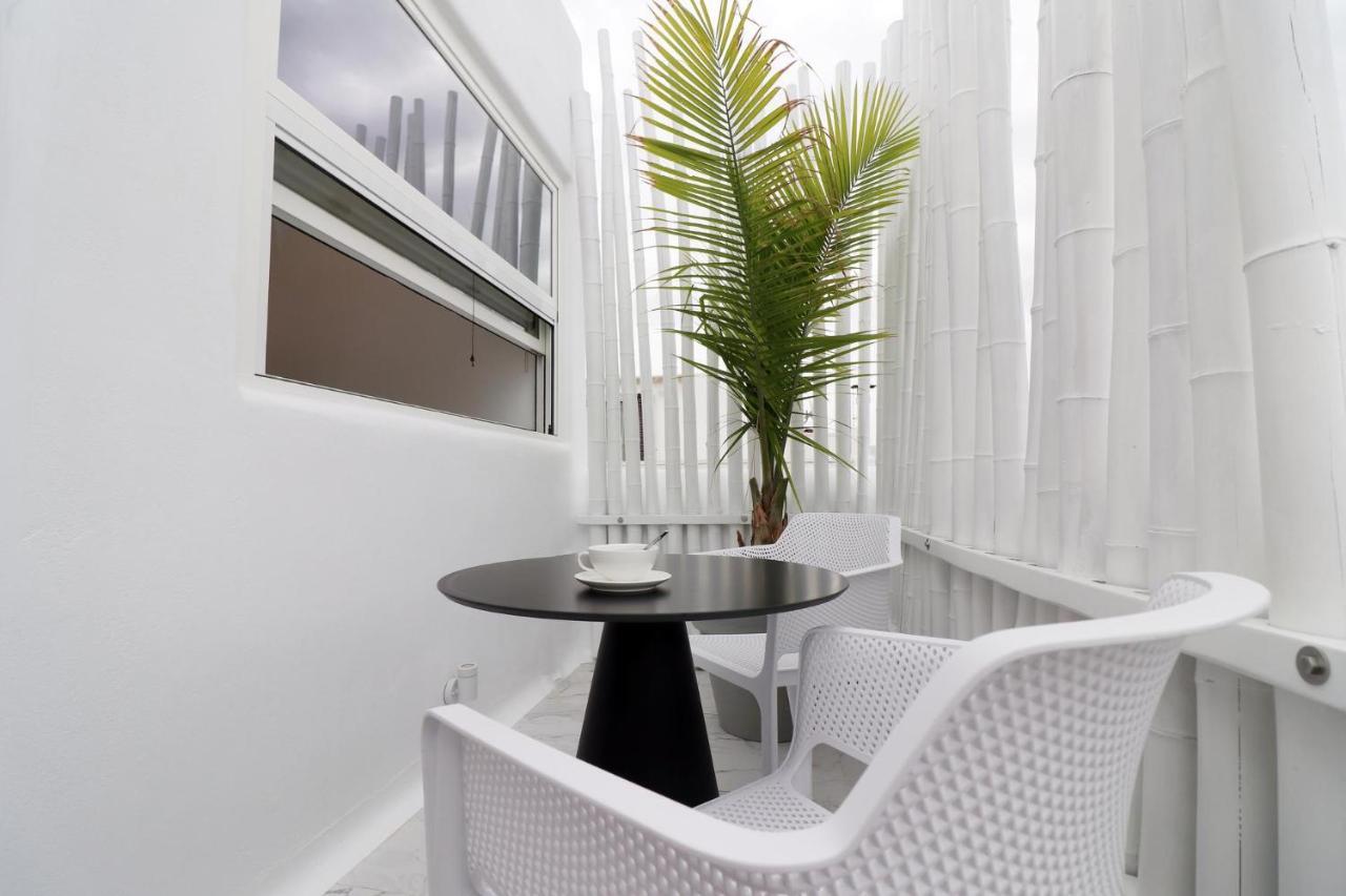 Narcissus Luxury Suites Naxos City Экстерьер фото